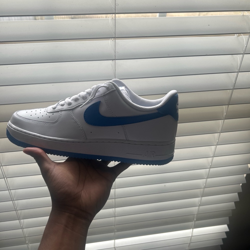 Nike Men's White and Sky Blue Sneakers